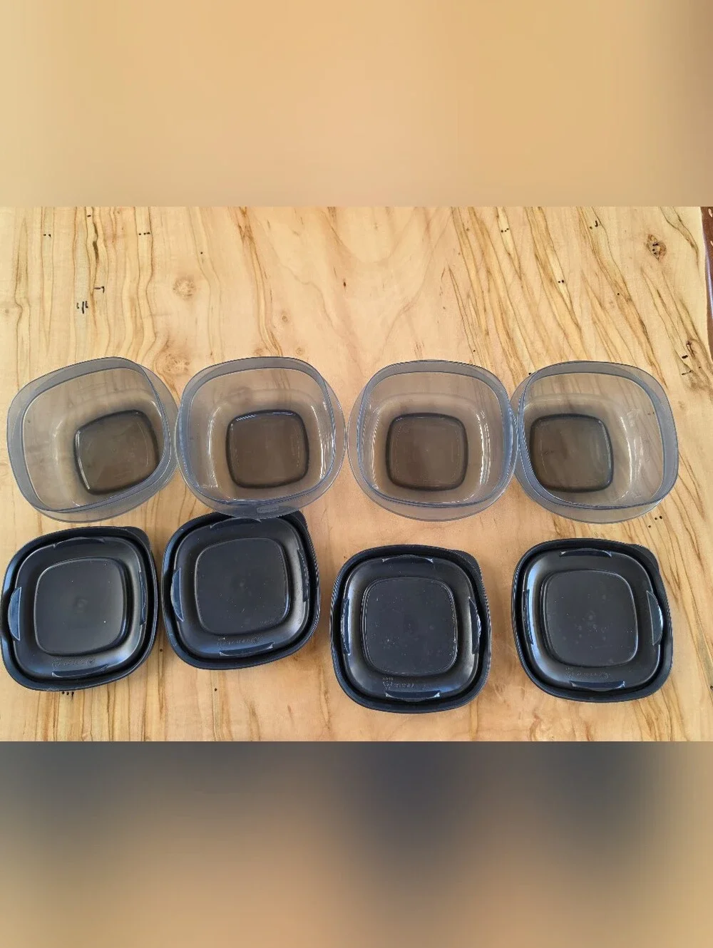 Rubbermaid Stackable Gray Food Storage Container Collection Set/40 pcs EUC